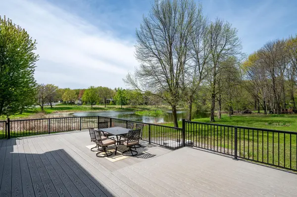 900 Lexington AVE N, New Prague, MN 56071