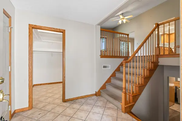 820 86th LN NW, Coon Rapids, MN 55433