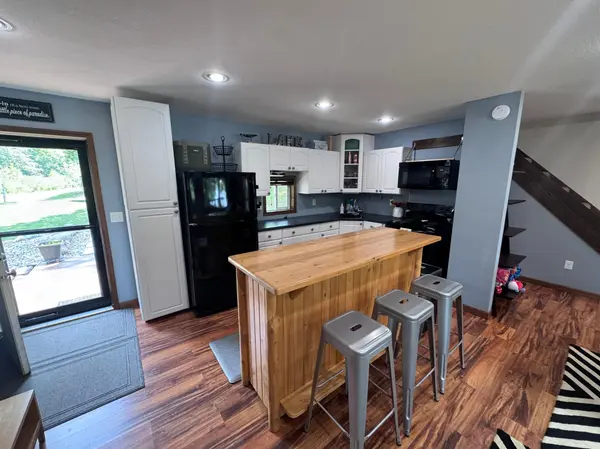 31488 E Round Lake RD, Ponsford, MN 56575