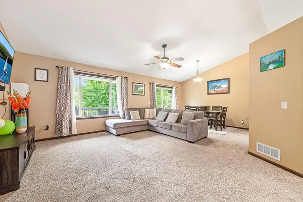 22363 Jed DR, Rogers, MN 55374