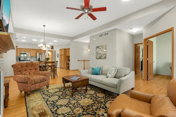 2644 Boulder WAY, Burnsville, MN 55337