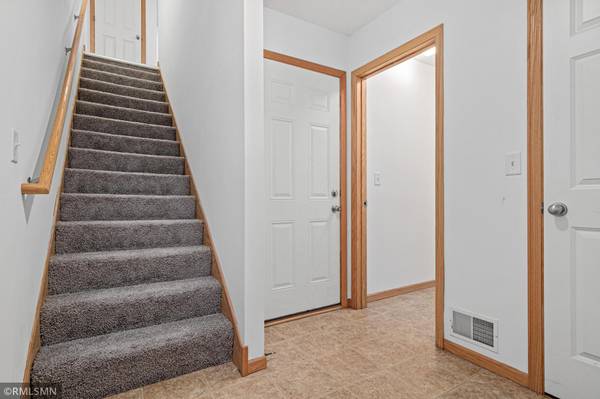 9 Hope CIR, Hudson, WI 54016