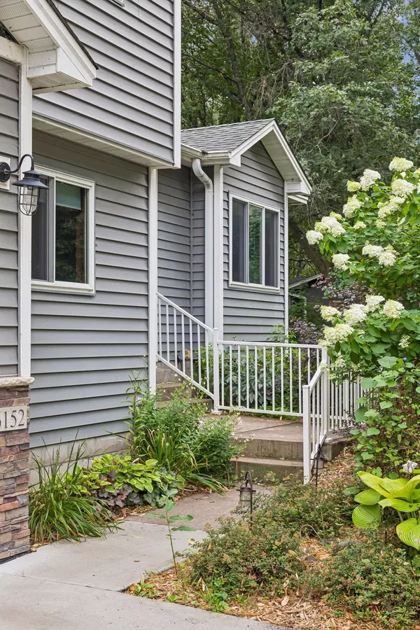 6152 Laurene AVE, Lino Lakes, MN 55014