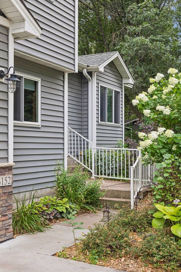 6152 Laurene AVE, Lino Lakes, MN 55014