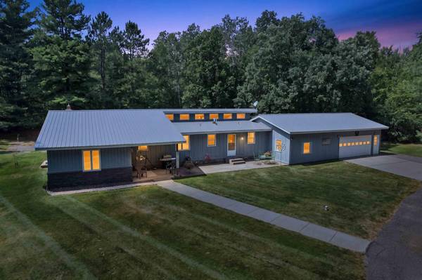 26651 Riverview DR, Mora, MN 55051