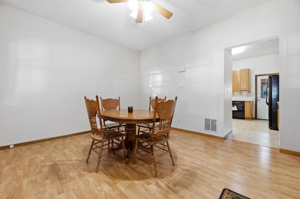 351 E Sanborn ST, Winona, MN 55987