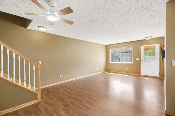 1113 Whisper ST NW, New Prague, MN 56071