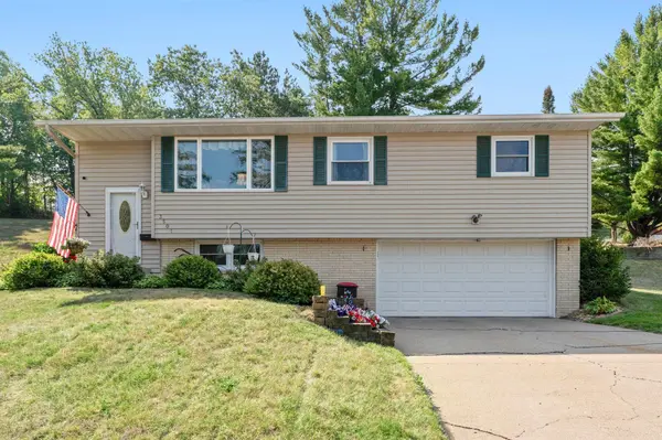 3501 Graves DR, Red Wing, MN 55066