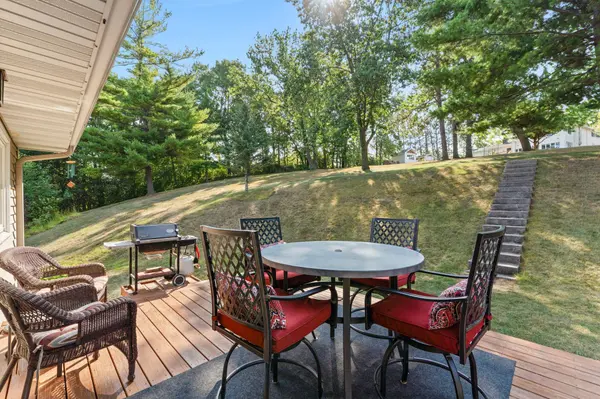 3501 Graves DR, Red Wing, MN 55066