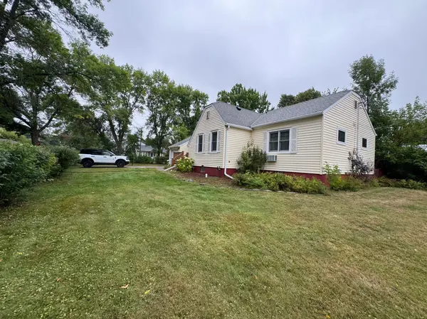 421 1st ST, Moose Lake, MN 55767