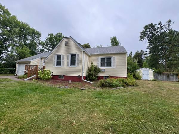 421 1st ST, Moose Lake, MN 55767