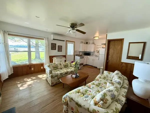 23479 430th St ##7, Pelican Rapids, MN 56572