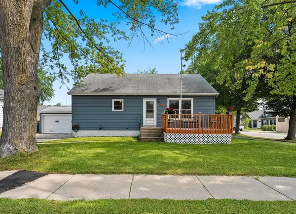 812 9TH ST, Green Bay, WI 54304-3552