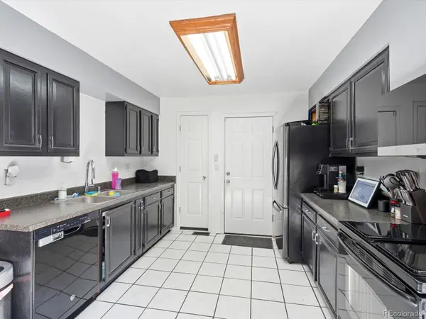 1736 S Olathe ST, Aurora, CO 80017
