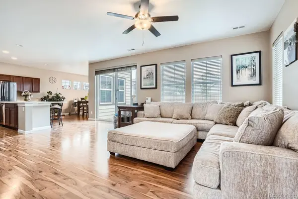 806 White Crow ST, Aurora, CO 80018