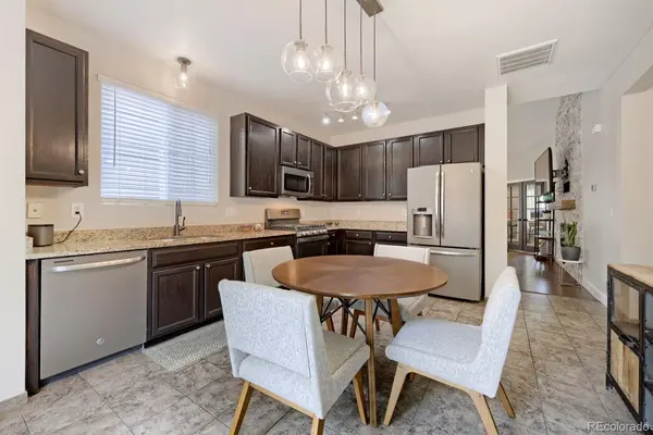 6827 W Rockland PL, Littleton, CO 80128