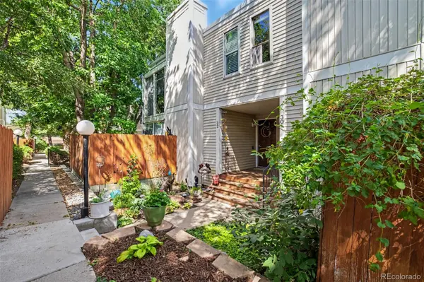 1050 S Monaco Street Pkwy #30, Denver, CO 80224