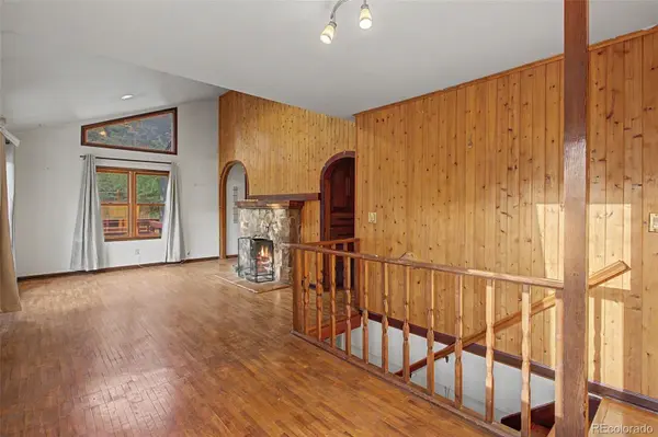 9735 Mountain RD, Cascade, CO 80809