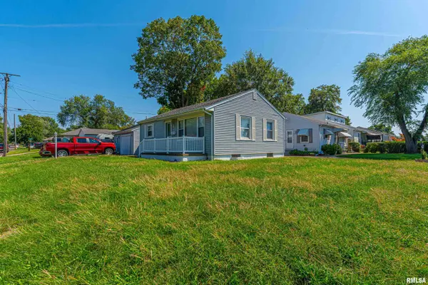 264 SOUTH ST, Pekin, IL 61554