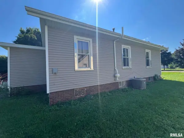 324 E SUMMIT ST, Macomb, IL 61455