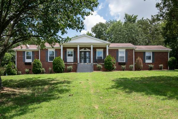 237 Craigmeade Dr, Nashville, TN 37214