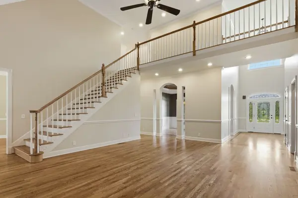 1014 Alameda Dr, Portland, TN 37148