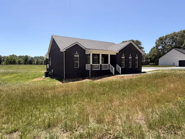 527 Old Hopkinsville Rd, Cadiz, KY 42211