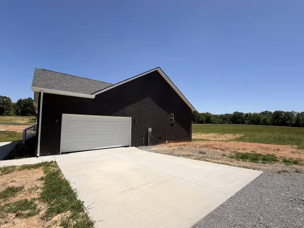 527 Old Hopkinsville Rd, Cadiz, KY 42211