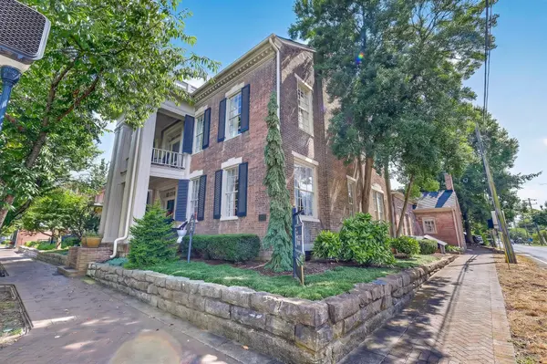 137 3rd Ave #N, Franklin, TN 37064