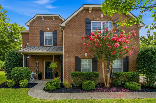 162 Sandpiper Cir, Hendersonville, TN 37075