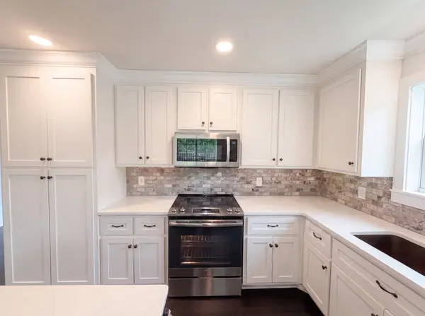102 S Valley Rd, Hendersonville, TN 37075