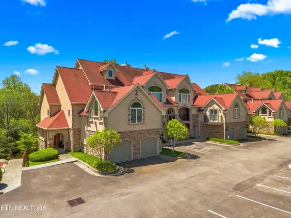 601 River Place Way #B101, Sevierville, TN 37862