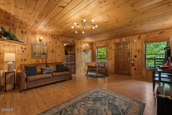 1114 Junaluska Way, Sevierville, TN 37876
