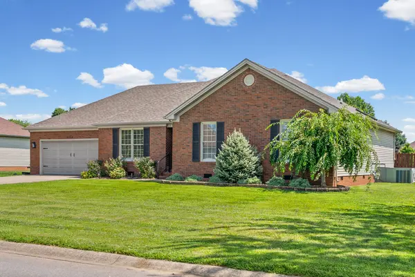 1714 Ivy Lynn Ct, Hopkinsville, KY 42240
