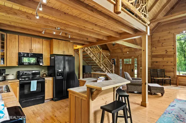 6860 E Lamar Alex Pkwy, Townsend, TN 37882