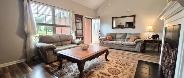 2310 Discovery Ct, La Vergne, TN 37086