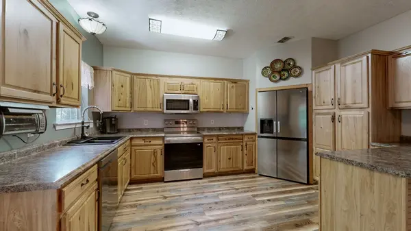 2310 Discovery Ct, La Vergne, TN 37086