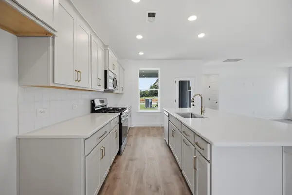 766 Caddy Xing, Columbia, TN 38401