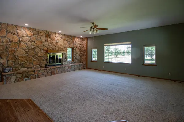 1677 E 120th Avenue North, Mulvane, KS 67110