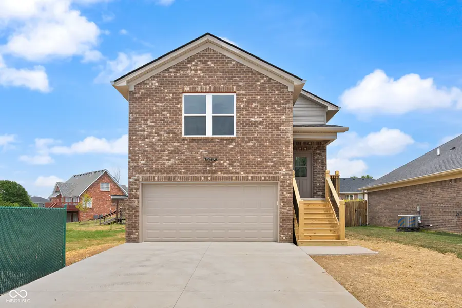 6409 Sunset LOOP, Charlestown, IN 47111