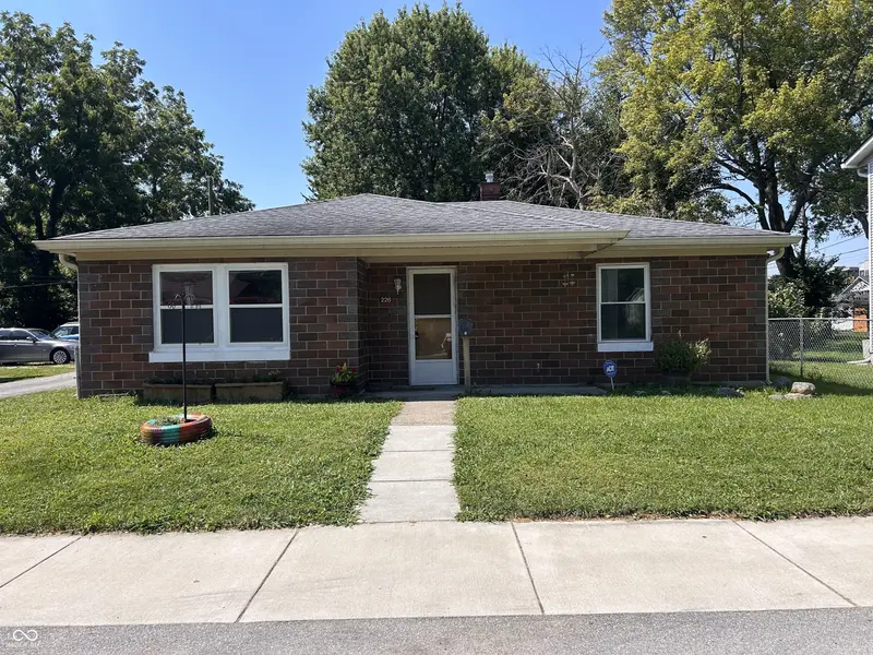 226 N Jefferson ST, Brownsburg, IN 46112