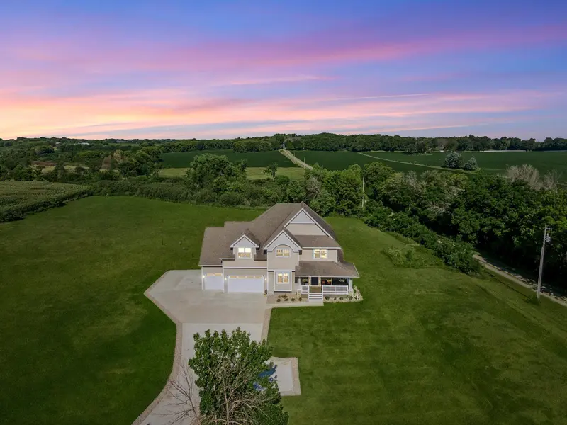 25735 Highview AVE, Farmington, MN 55024