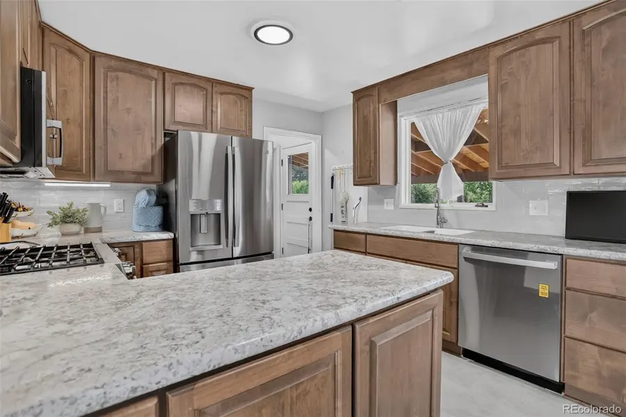 2940 W Saratoga AVE, Englewood, CO 80110