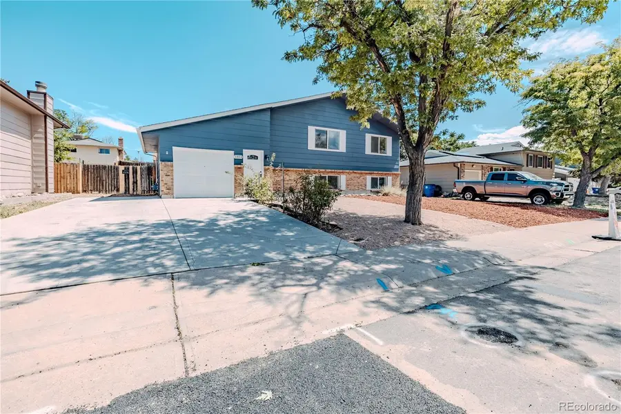 1854 S Naples ST, Aurora, CO 80017
