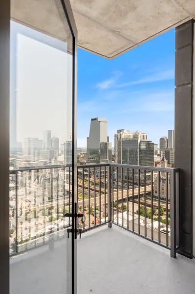 1212 Demonbreun St #909, Nashville, TN 37203