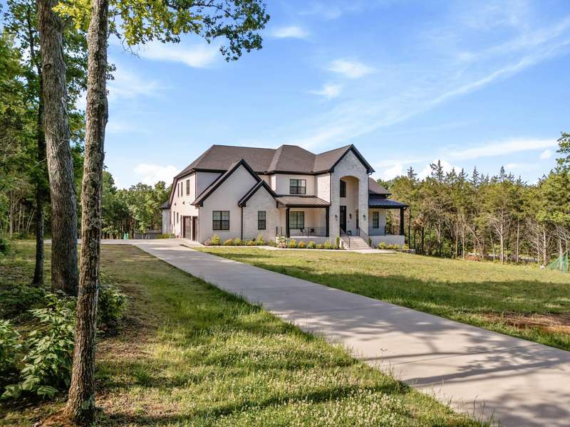 2085 Kidd Rd, Nolensville, TN 37135