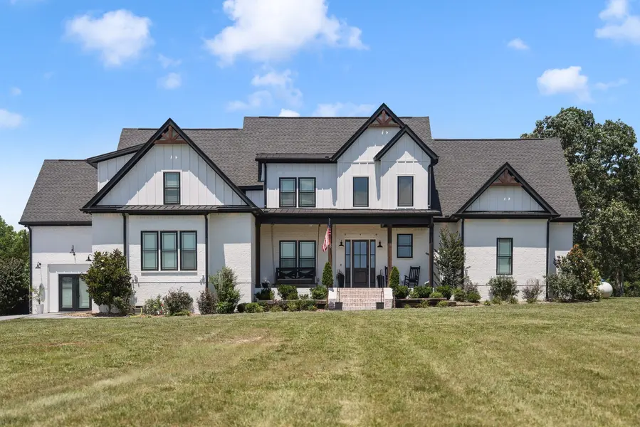 9520 Dyer Rd, Rockvale, TN 37153