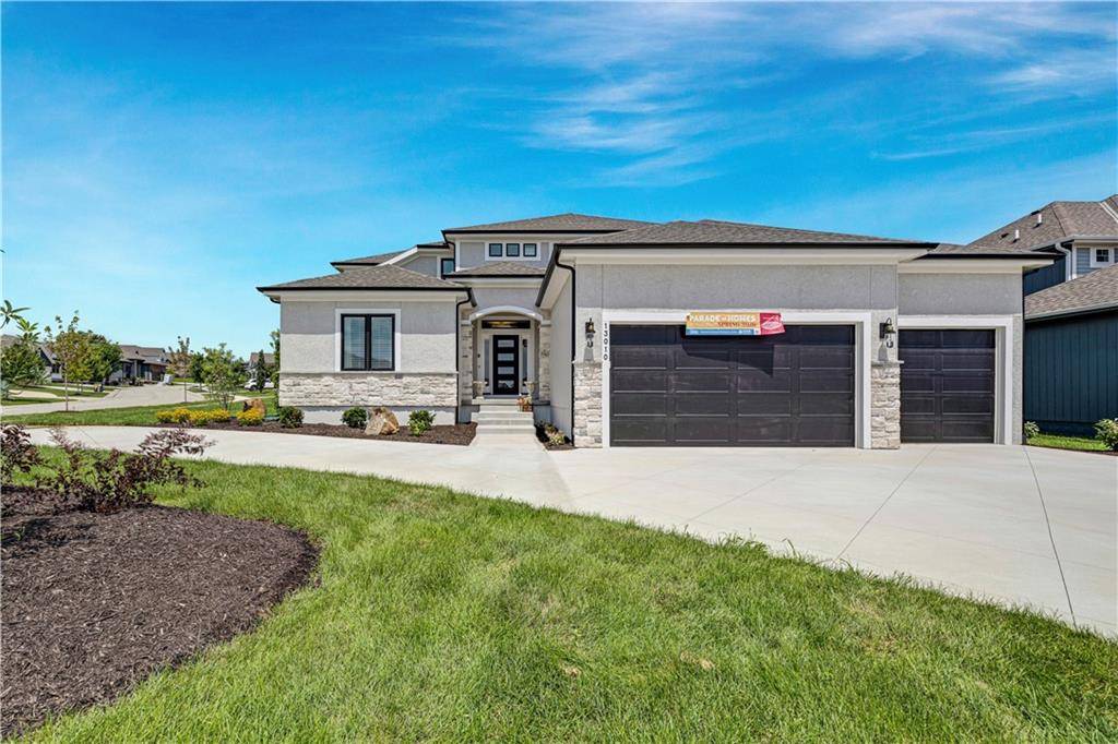 13010 W 174th TER, Overland Park, KS 66221