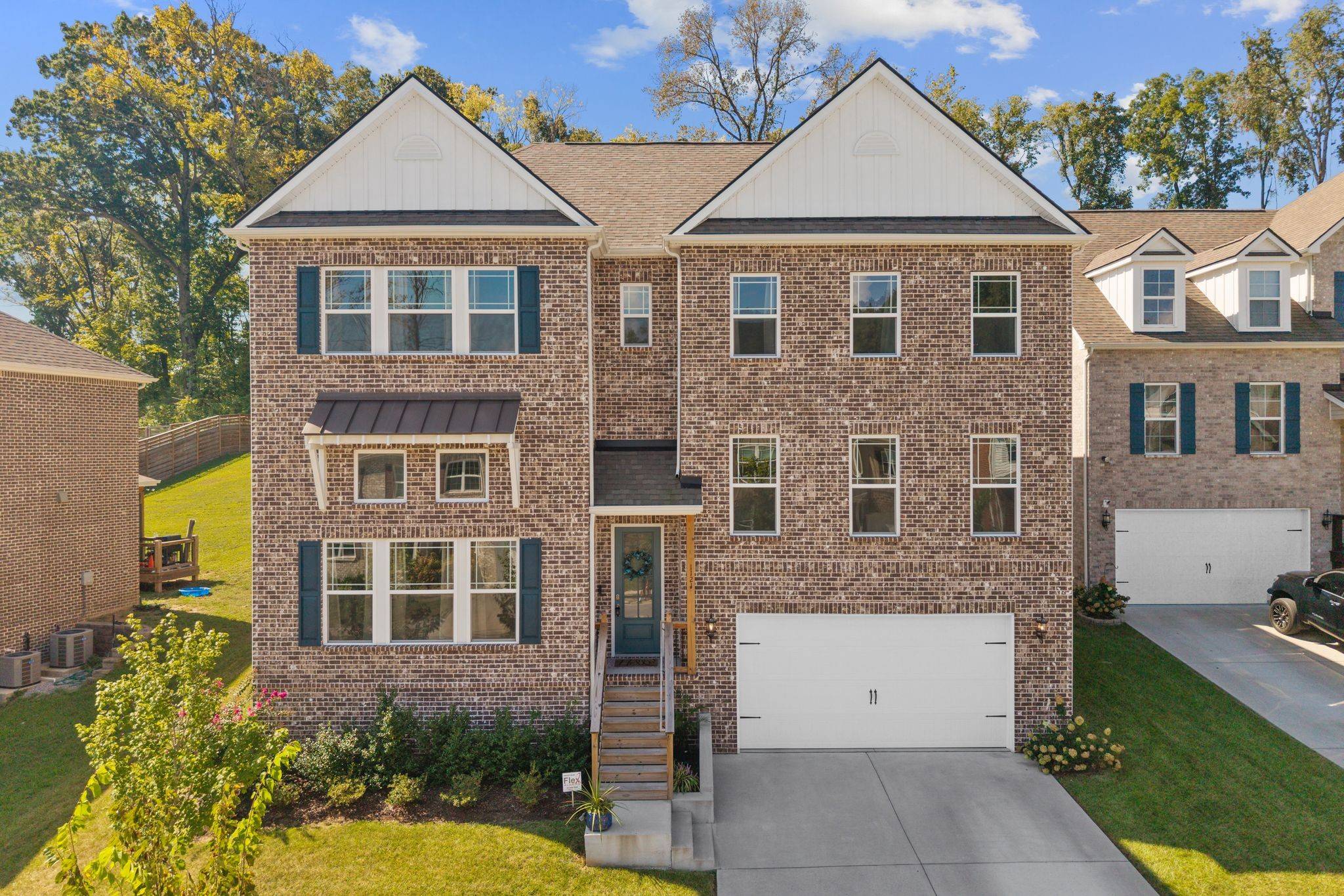 1121 Parklawn Dr, Nashville, TN 37211