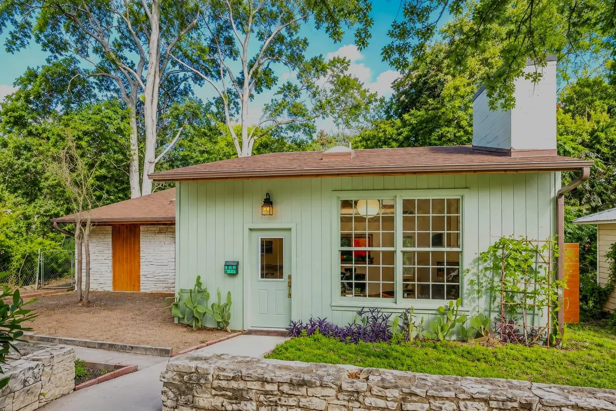 3302 Cherrywood RD, Austin, TX 78722